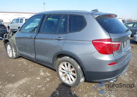 2013 BMW X3 xDrive28I z USA, uszkodzony, nr VIN 5UXWX9C52D0A14572